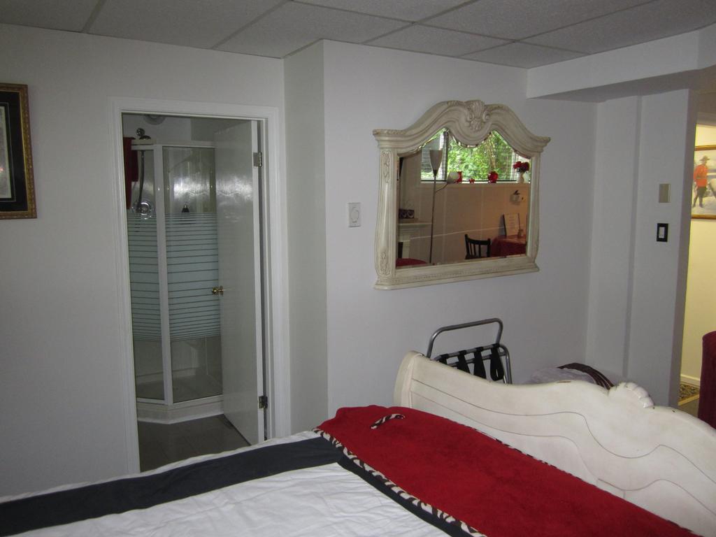 Casey'S Bed & Breakfast Whitehorse Habitación foto